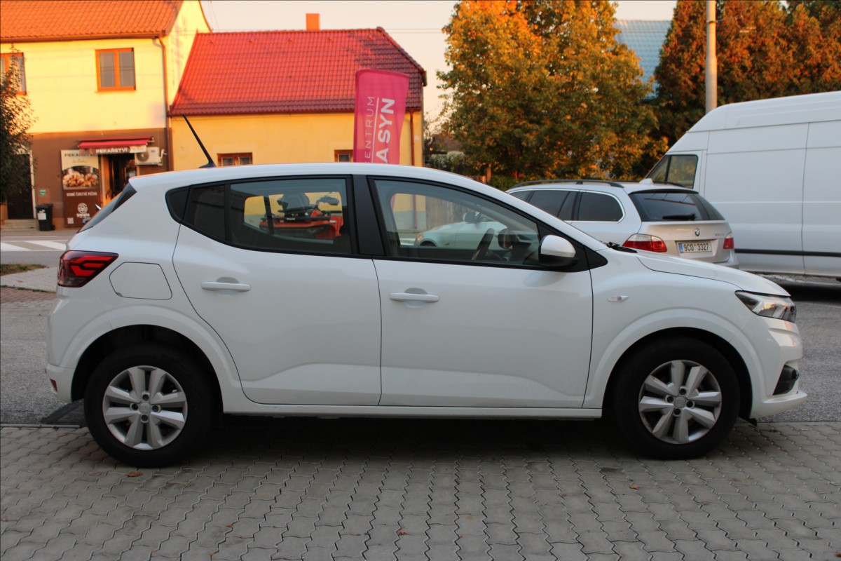 dacia-sandero-1-0-tce-67-1-maj-cz-7800km - 2