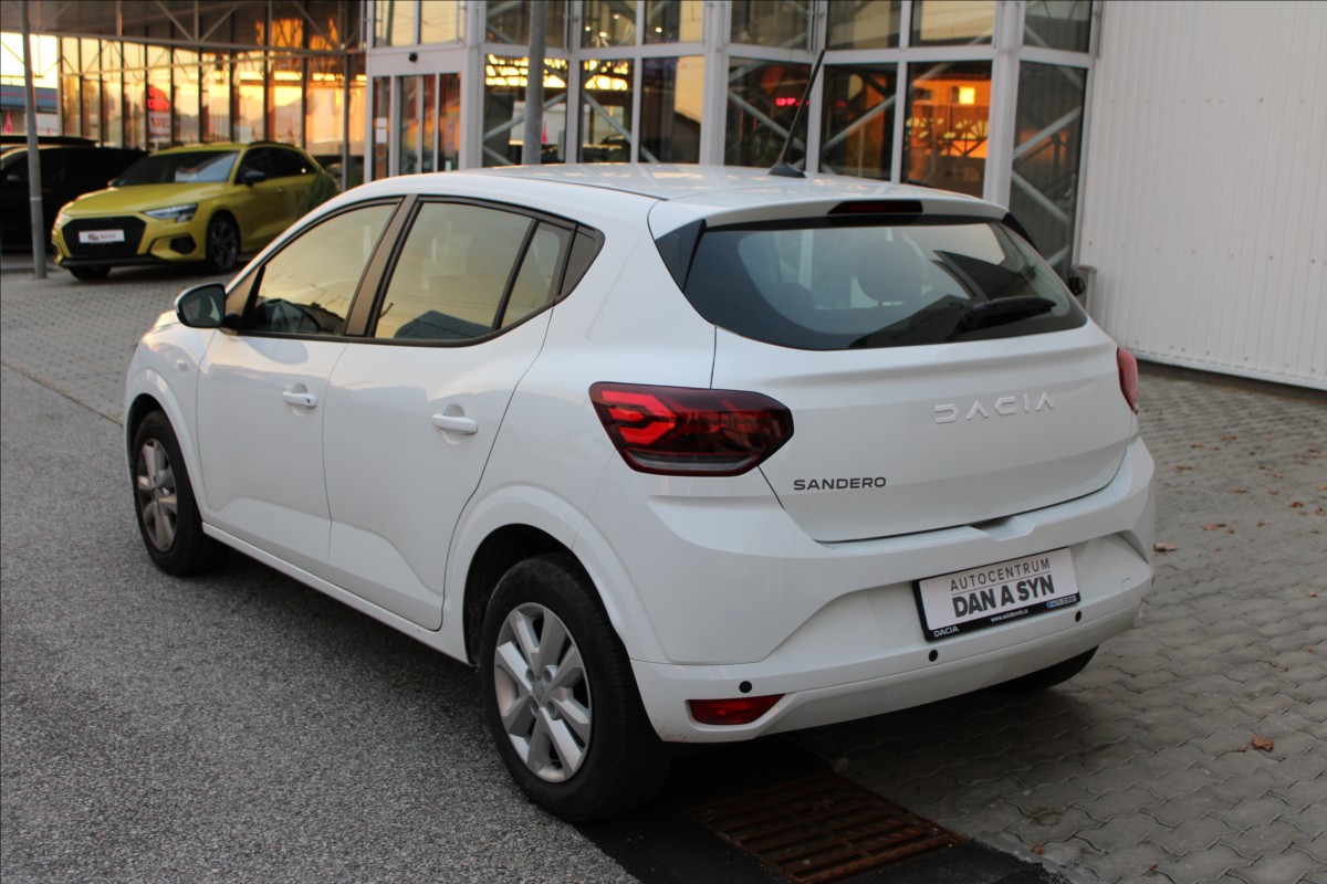 dacia-sandero-1-0-tce-67-1-maj-cz-7800km - 3