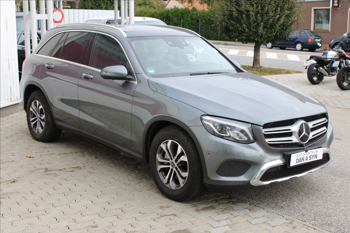 mercedes-benz-glc-2-0-250-4matic-exclusive - 1