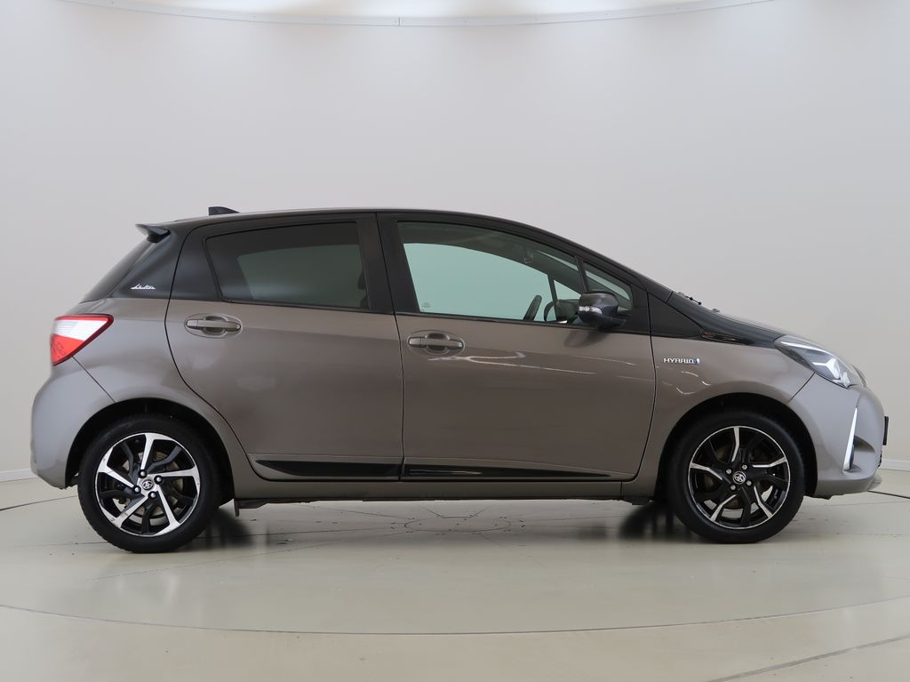 toyota-yaris-1-5hybrid-automat-kamera-cz - 3