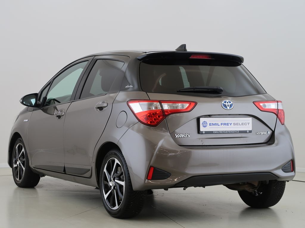 toyota-yaris-1-5hybrid-automat-kamera-cz - 6