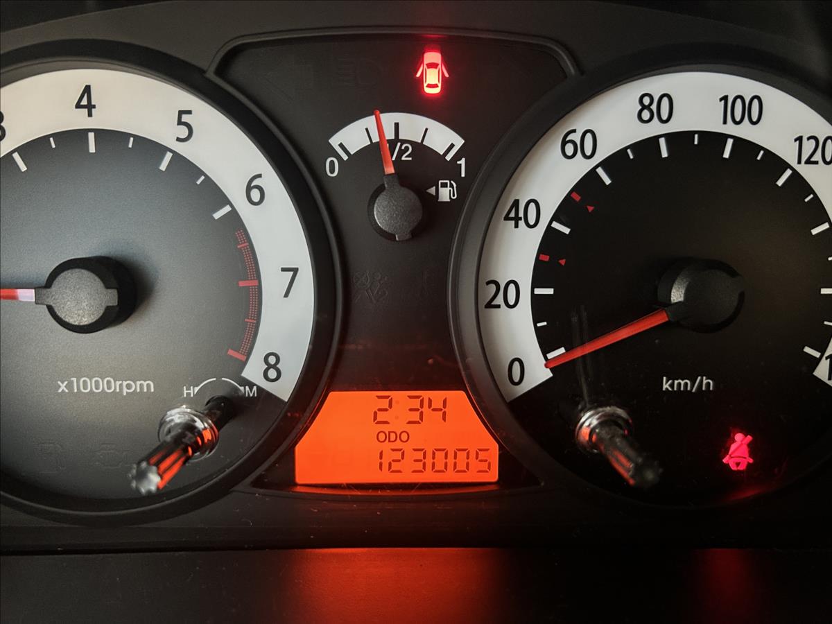 kia-picanto-1-0-puvod-cr-klimatizace - 7