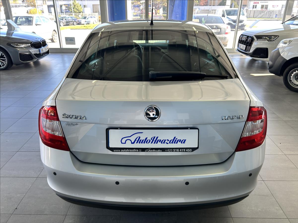 skoda-rapid-1-2-tsi-63kw-serviska-2-maj-cr - 4