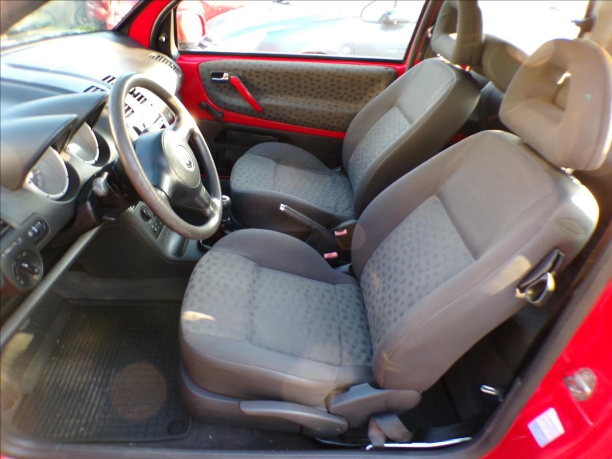 volkswagen-lupo-1-4-i-posilovac-rizeni - 9