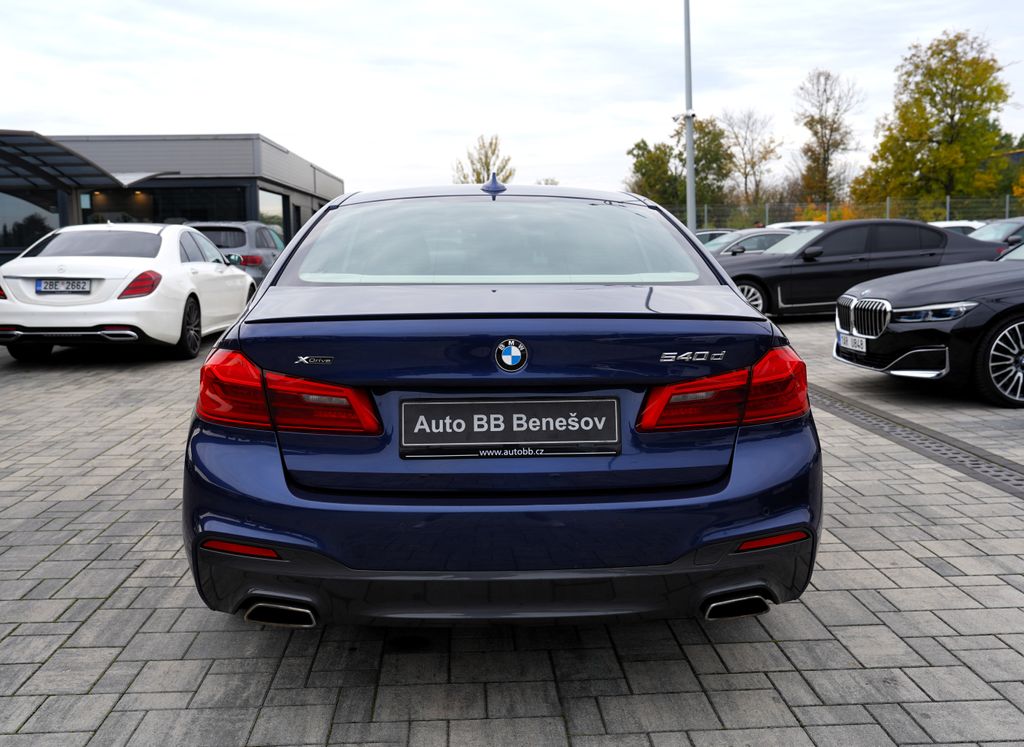 bmw-rada-5-540d-xdrive-mpaket-320ps-cr - 4