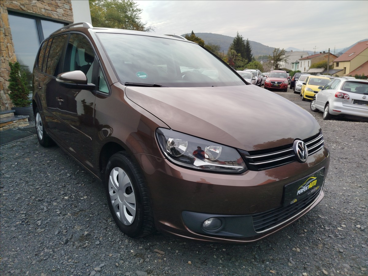 volkswagen-touran-1-6-tdi-77kw-jen-149tis-km - 8