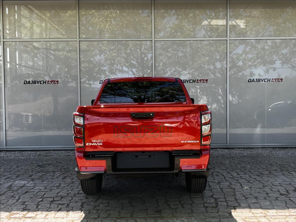 isuzu-d-max-1-9-double-cab-6a-t-v-cross-my25 - 5