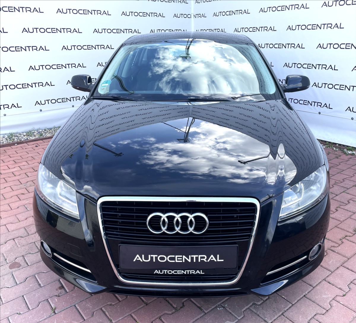 audi-a3-1-2-tfsi-sportback-77kw-servisovano - 1