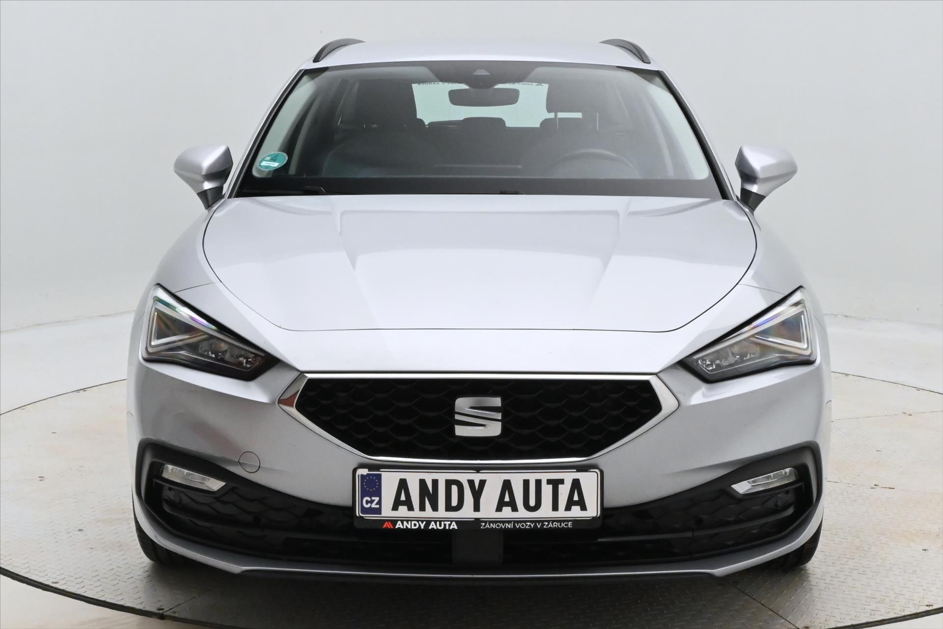 seat-leon-2-0-tdi-110-kw-style-zaruka-az-5-let - 1