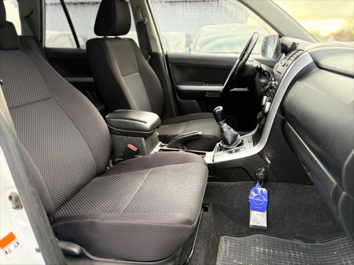 suzuki-grand-vitara-1-9-ddis-po-rozvodech-4x4-dph - 7