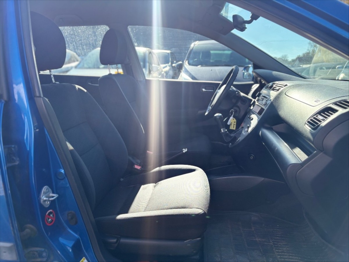 honda-civic-1-4-i-66-kw - 7