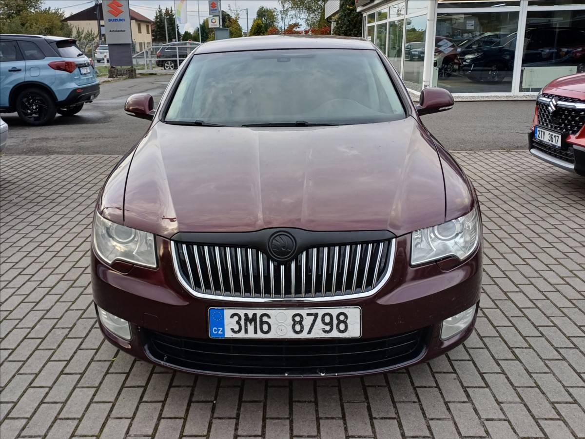 skoda-superb-2-0-tdi-103-kw-ambition - 1