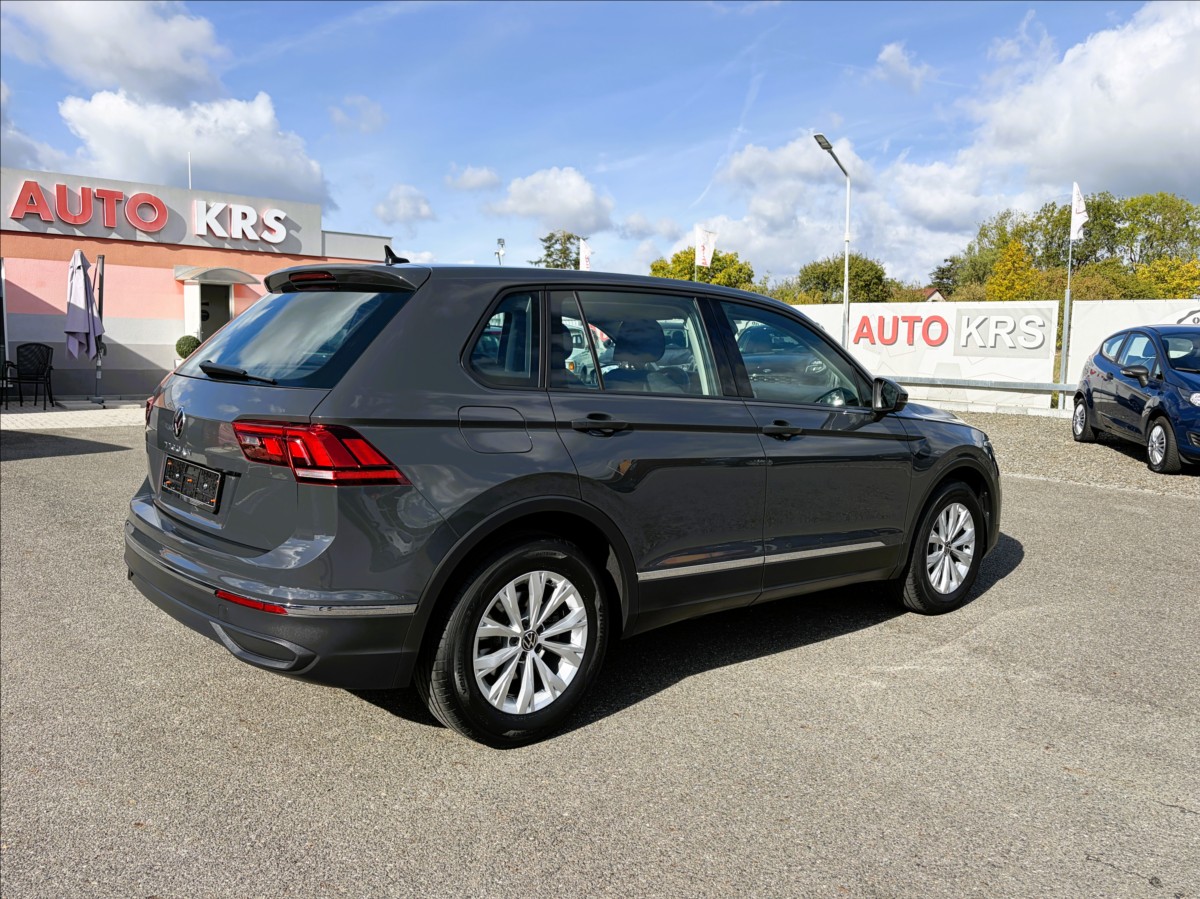volkswagen-tiguan-1-5-tsi-zanovni-vuz-1-maj-dph-led - 3