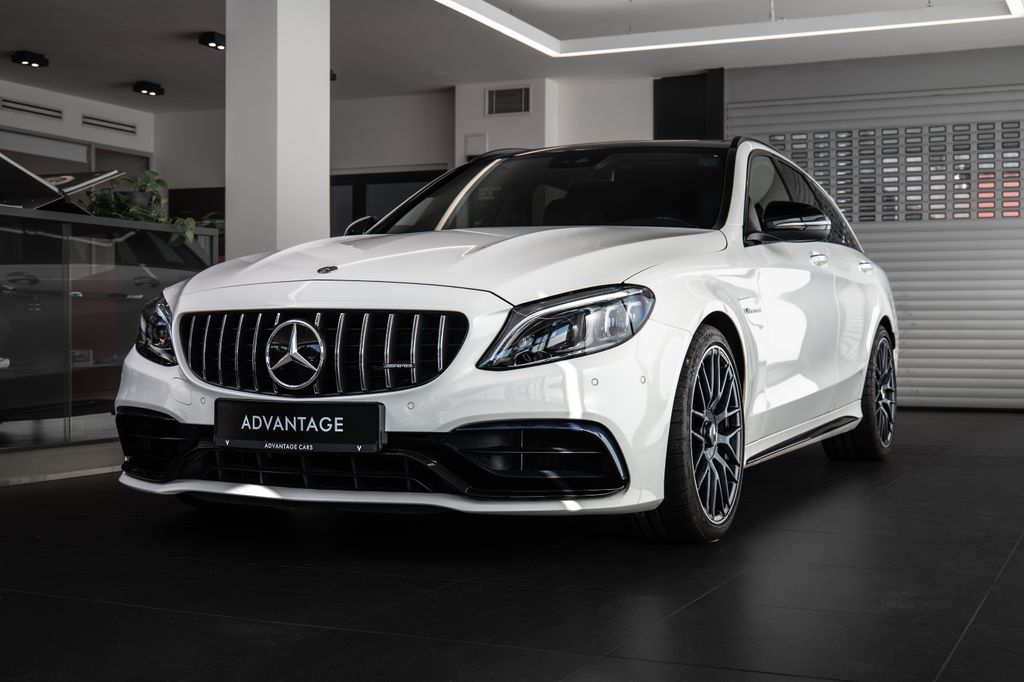 Mercedes-Benz Třídy C Burmester/Pano