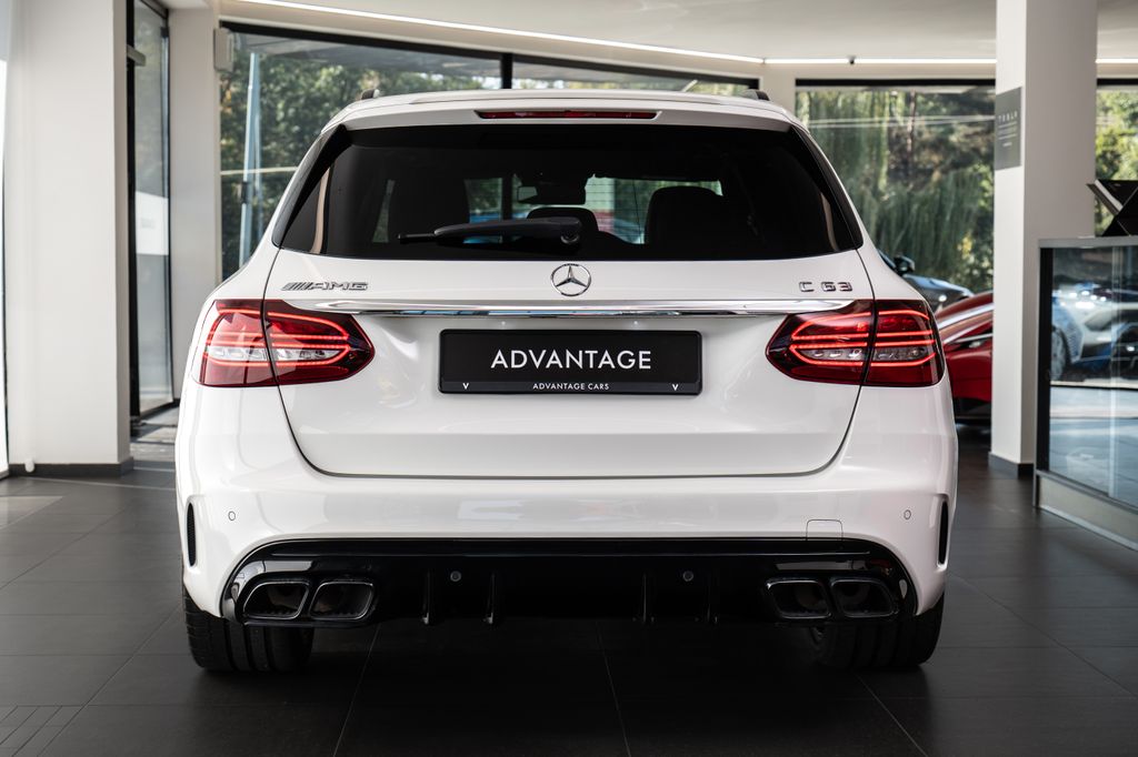 mercedes-benz-tridy-c-burmester-pano - 2