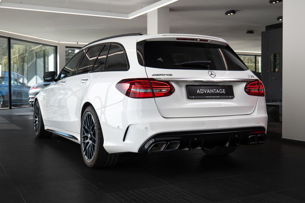 mercedes-benz-tridy-c-burmester-pano - 3