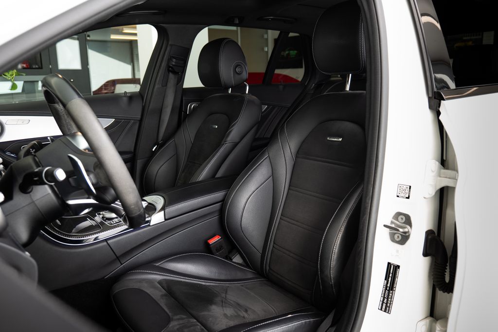 mercedes-benz-tridy-c-burmester-pano - 6