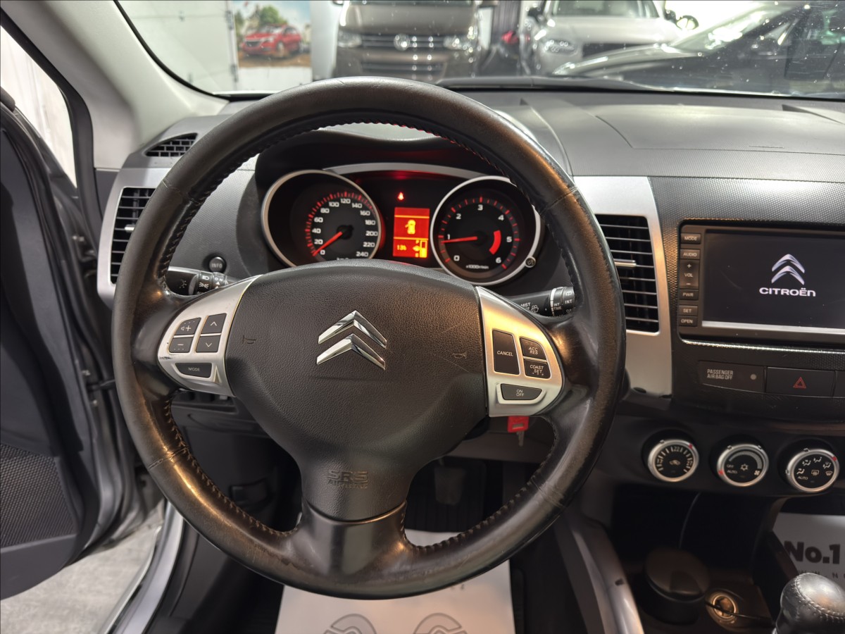 citroen-c-crosser-2-2-hdi-awd-exclusive-xenon - 7
