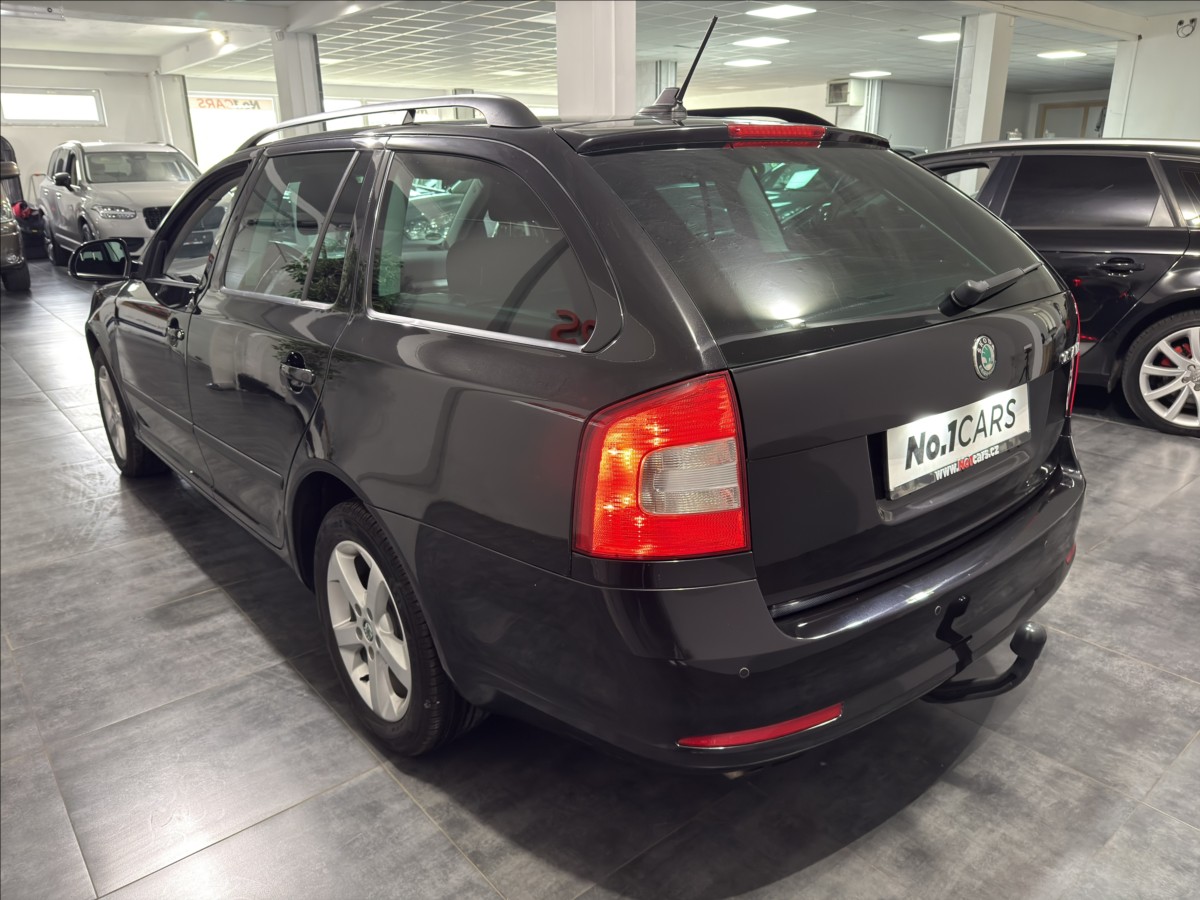 skoda-octavia-1-4-tsi-90kw-xenon-elegenace - 3