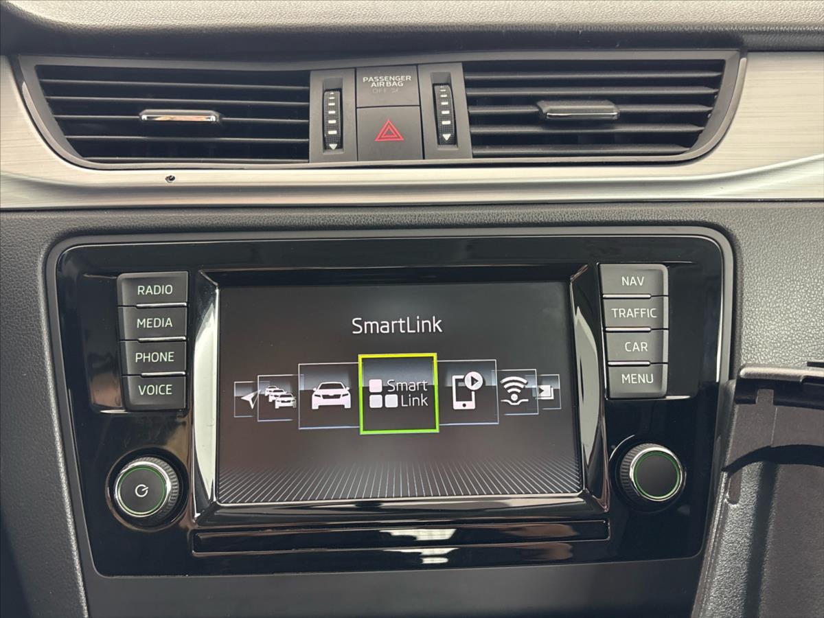 skoda-rapid-1-4-tdi-ambition-7dsg - 6