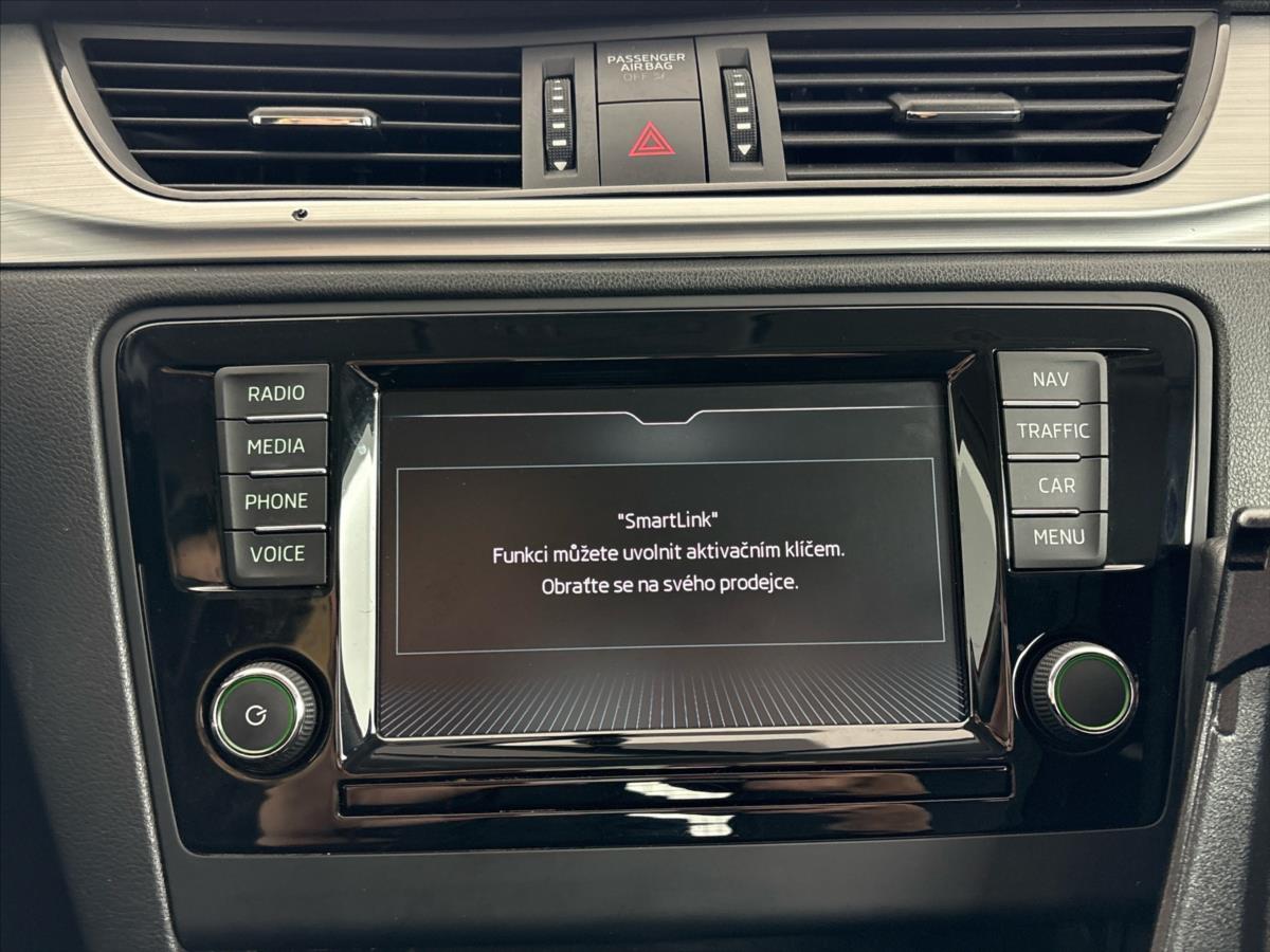 skoda-rapid-1-4-tdi-ambition-7dsg - 7
