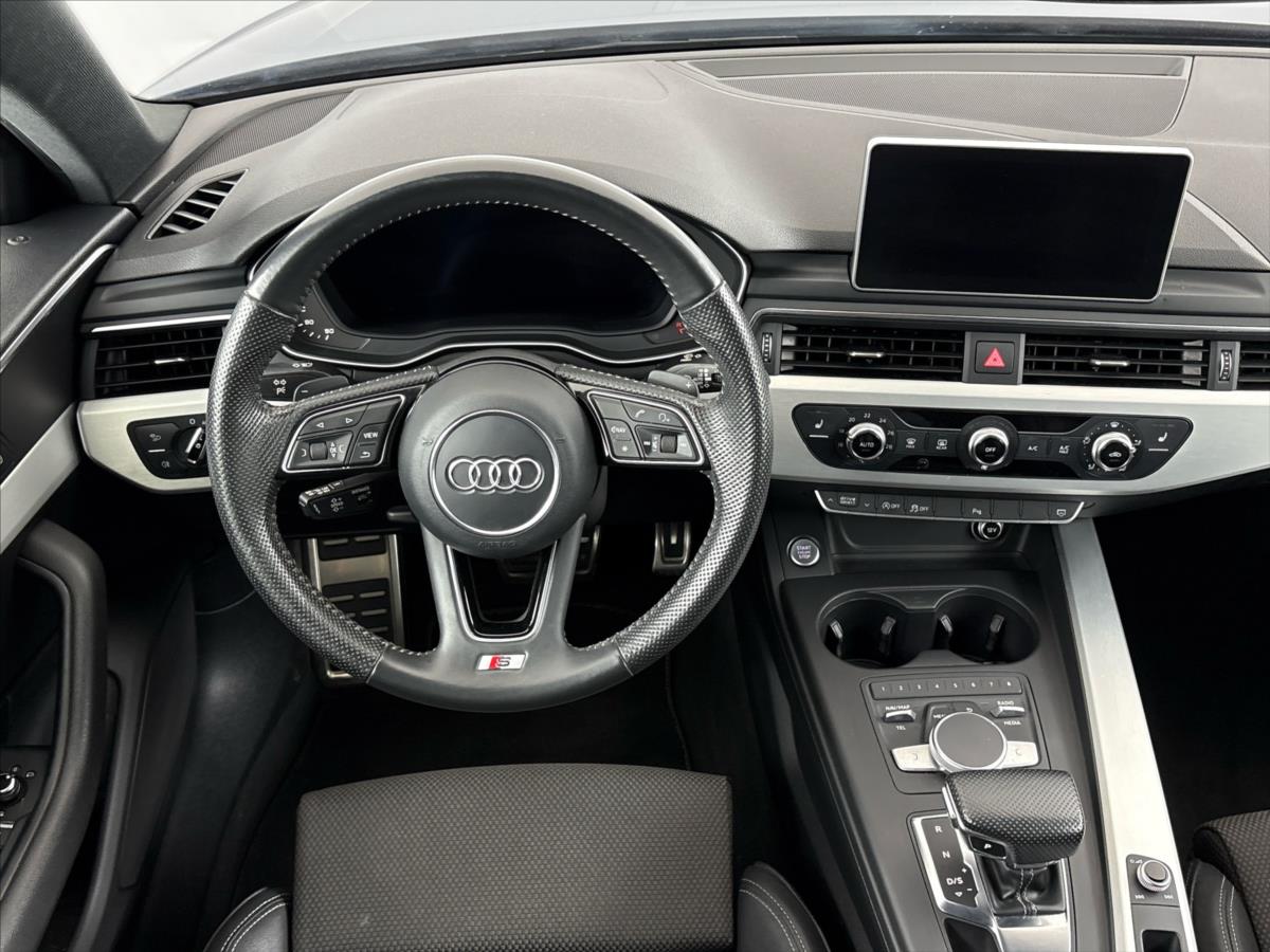 audi-a4-2-0-tdi-s-line-quattro-7str - 5
