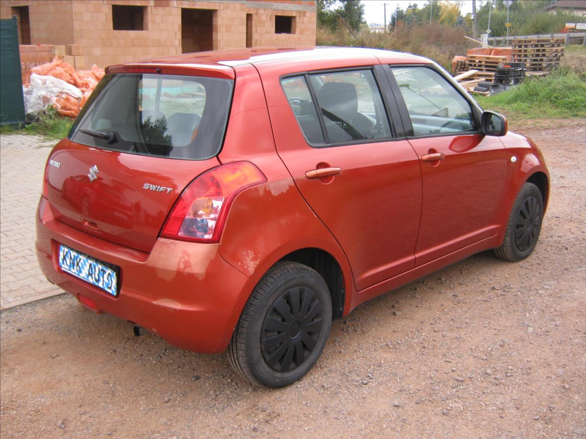 suzuki-swift-1-3 - 5