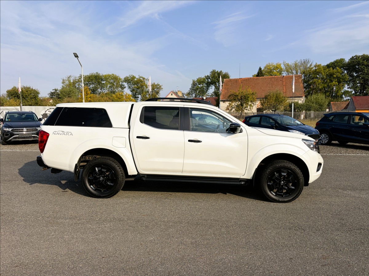 nissan-navara-2-3-dci-140kw-at-kuze-nav-360kamera-tz - 2
