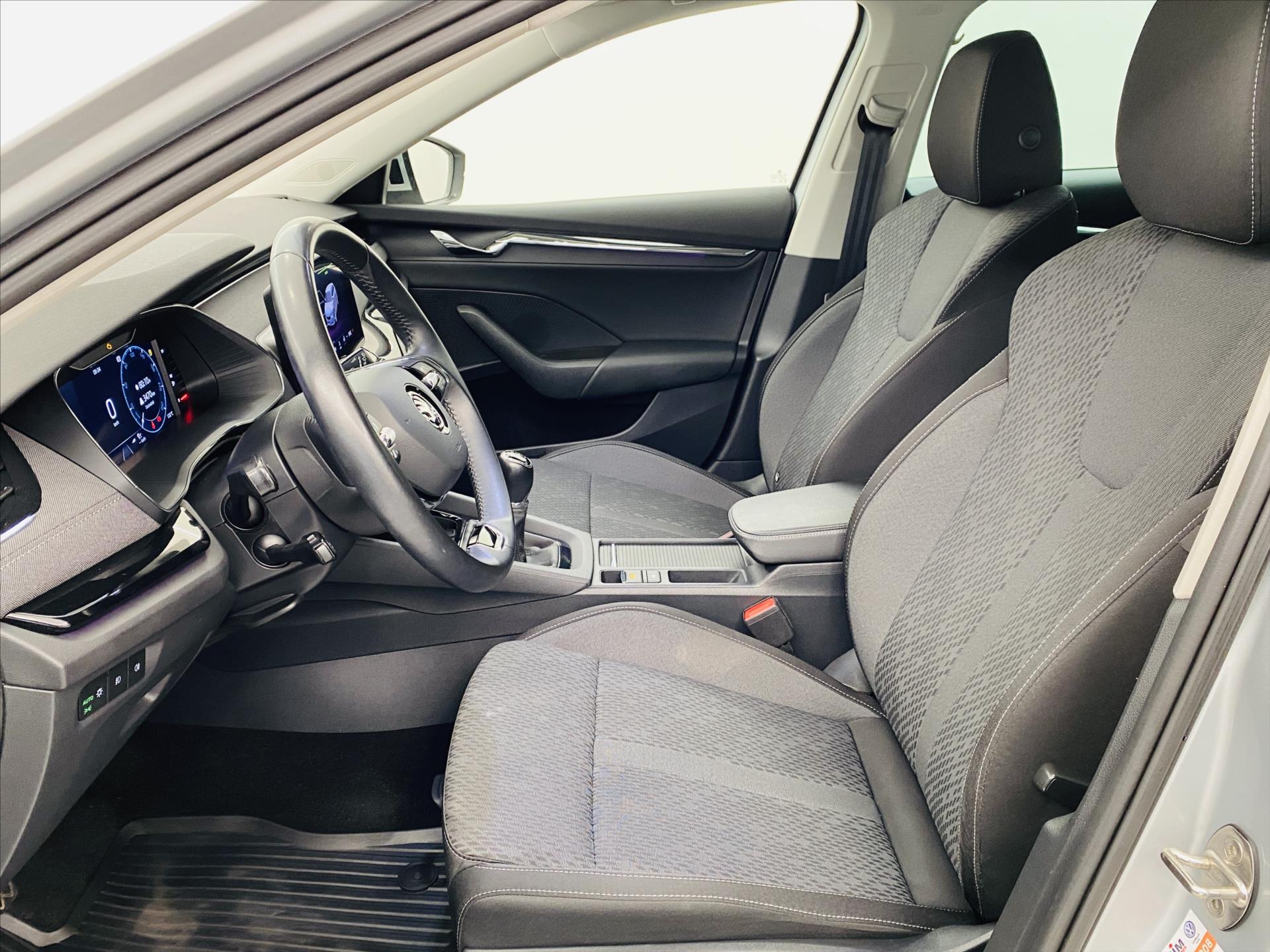 skoda-octavia-1-5-tsi-110kw-style-plus - 4