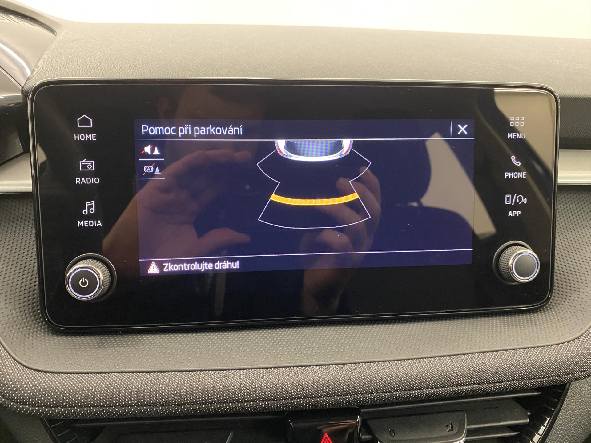 skoda-fabia-1-0-tsi-70kw-selection - 9
