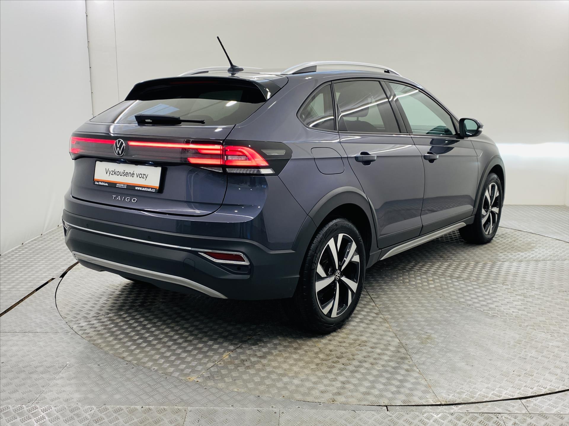 volkswagen-taigo-1-0-tsi-dsg-81-kw-style - 1