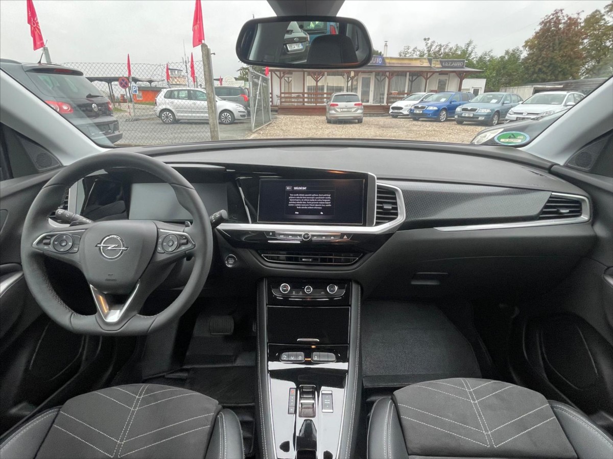 opel-grandland-1-2-hybrid - 6