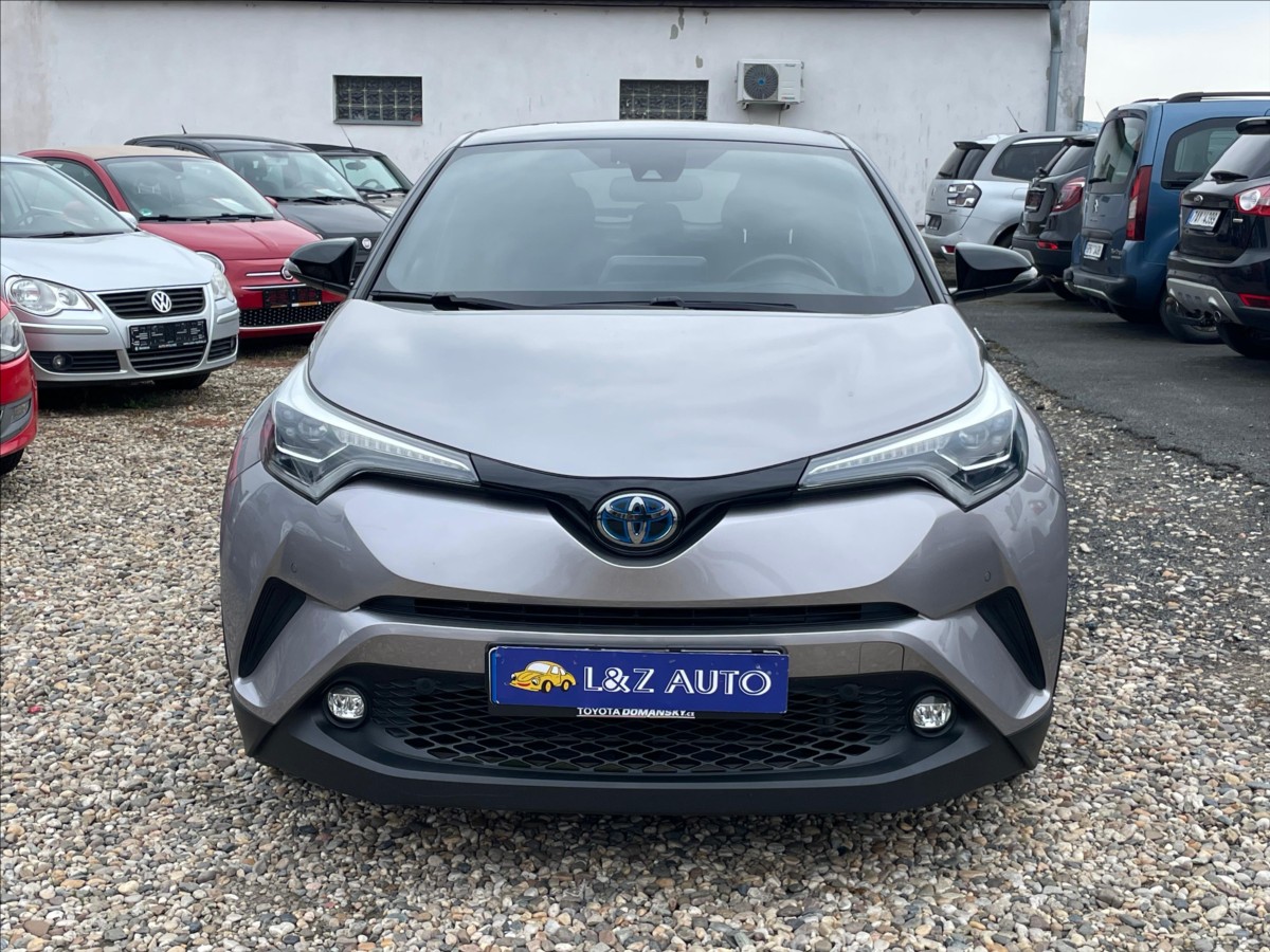 toyota-c-hr-1-8-hybrid - 1