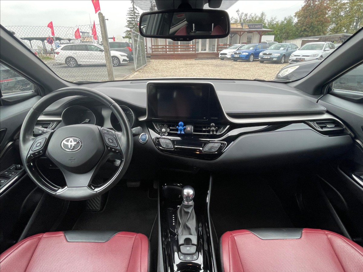 toyota-c-hr-1-8-hybrid - 6
