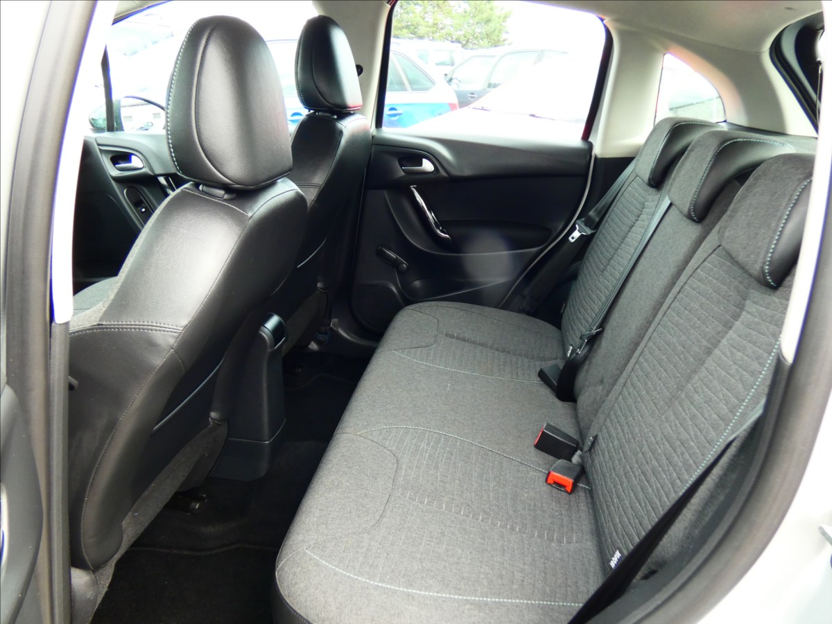 citroen-c3-1-2-i-automat - 9