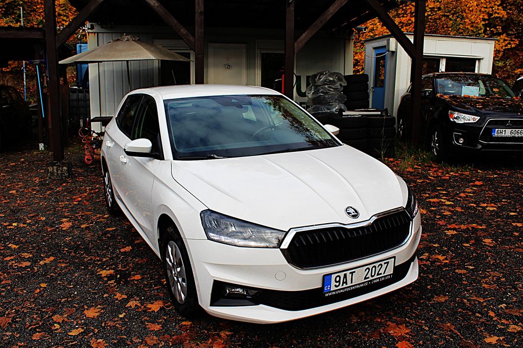skoda-fabia-iv-1-0-tsi - 2