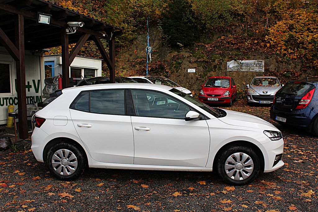 skoda-fabia-iv-1-0-tsi - 4