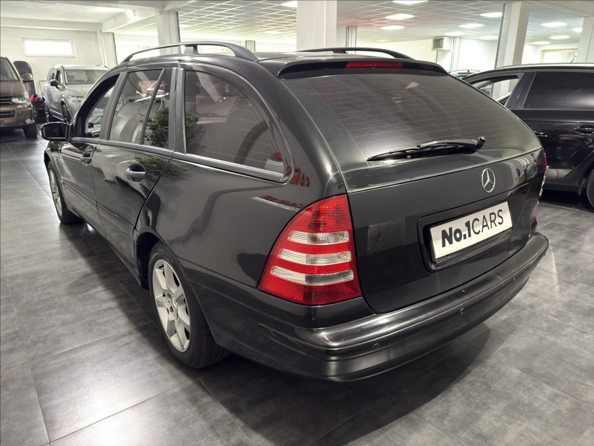 mercedes-benz-tridy-c-1-8-200-kompresor-stk-10-28 - 3