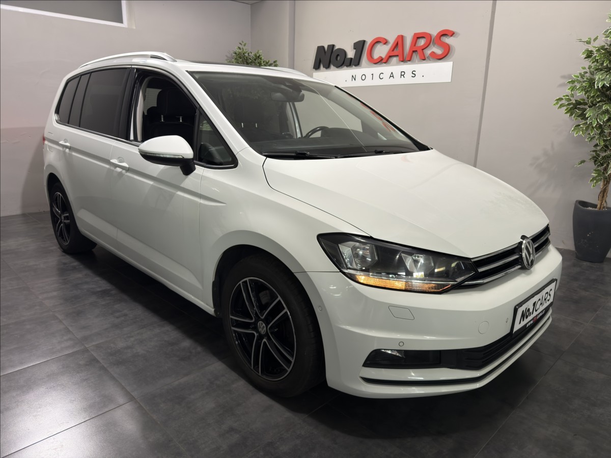 volkswagen-touran-1-6-tdi-join-acc-panorama - 1