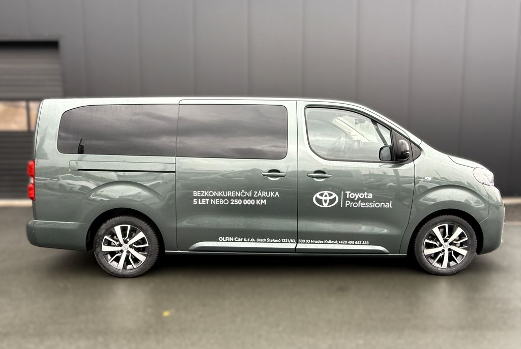 toyota-proace-verso-vip-7s - 7