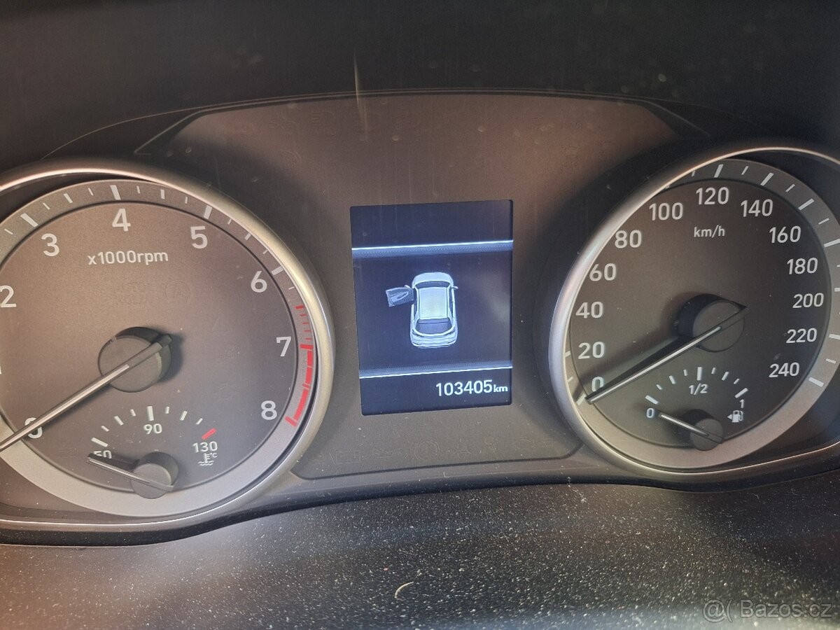 hyundai-i30-1-5-prodam - 9