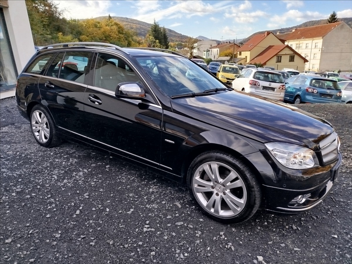mercedes-benz-tridy-c-1-8-c180-kompressor-avandgarde - 7