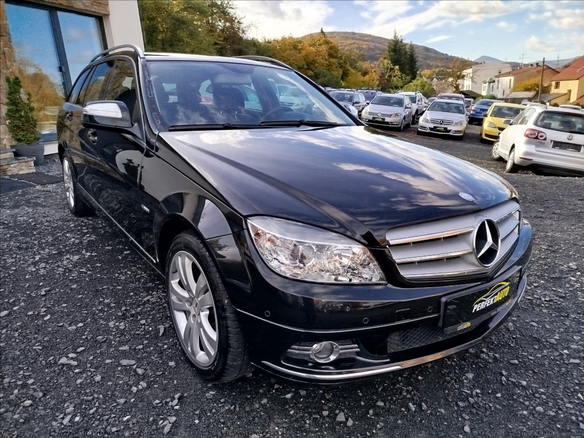 mercedes-benz-tridy-c-1-8-c180-kompressor-avandgarde - 8