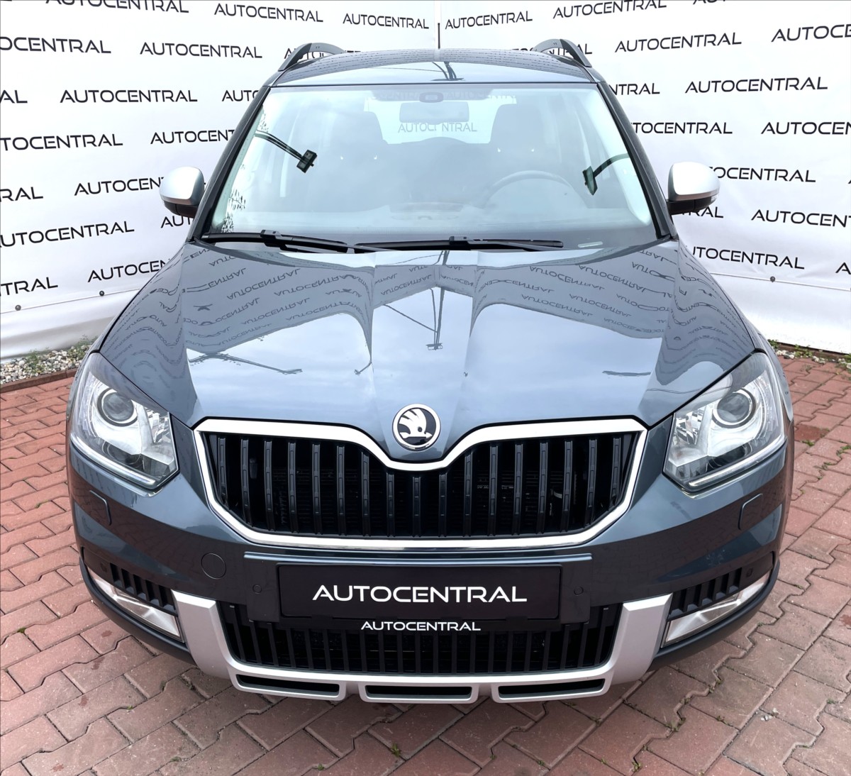skoda-yeti-1-4-tsi-90kw-serv-hist-stk-10-28 - 1