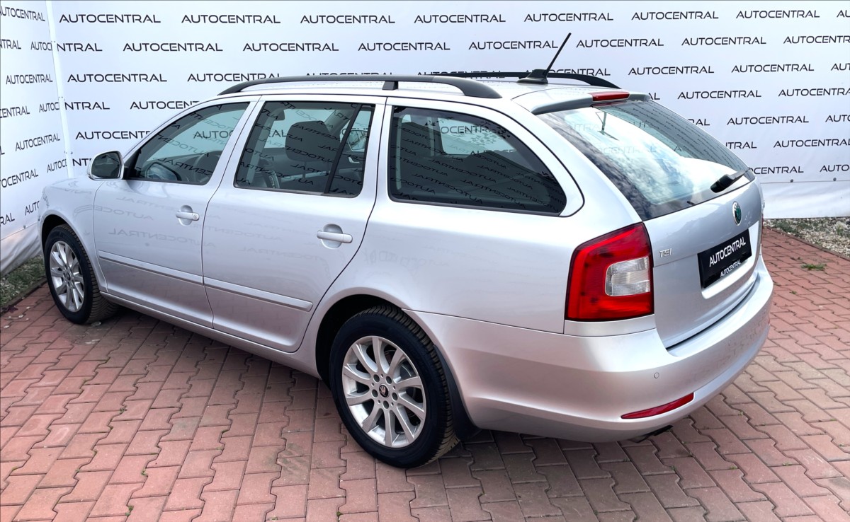 skoda-octavia-1-4-tsi-family-90kw-navi-servis - 5