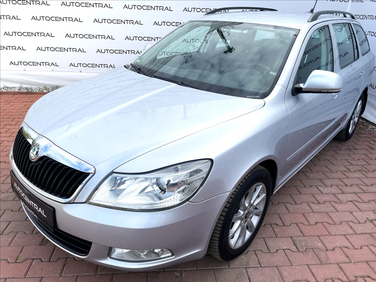 skoda-octavia-1-4-tsi-family-90kw-navi-servis - 6