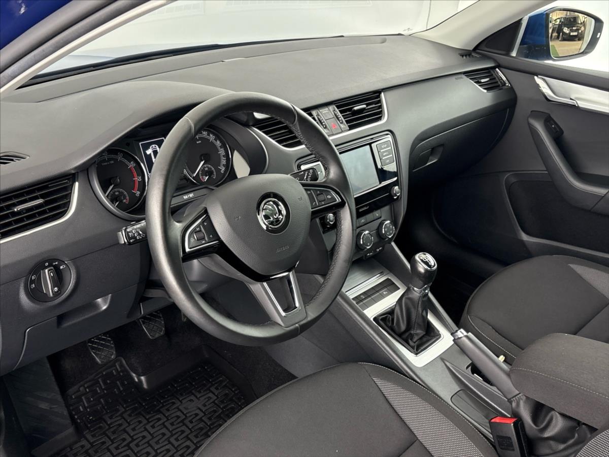 skoda-octavia-1-4-tsi-combi-ambition-fresh - 5