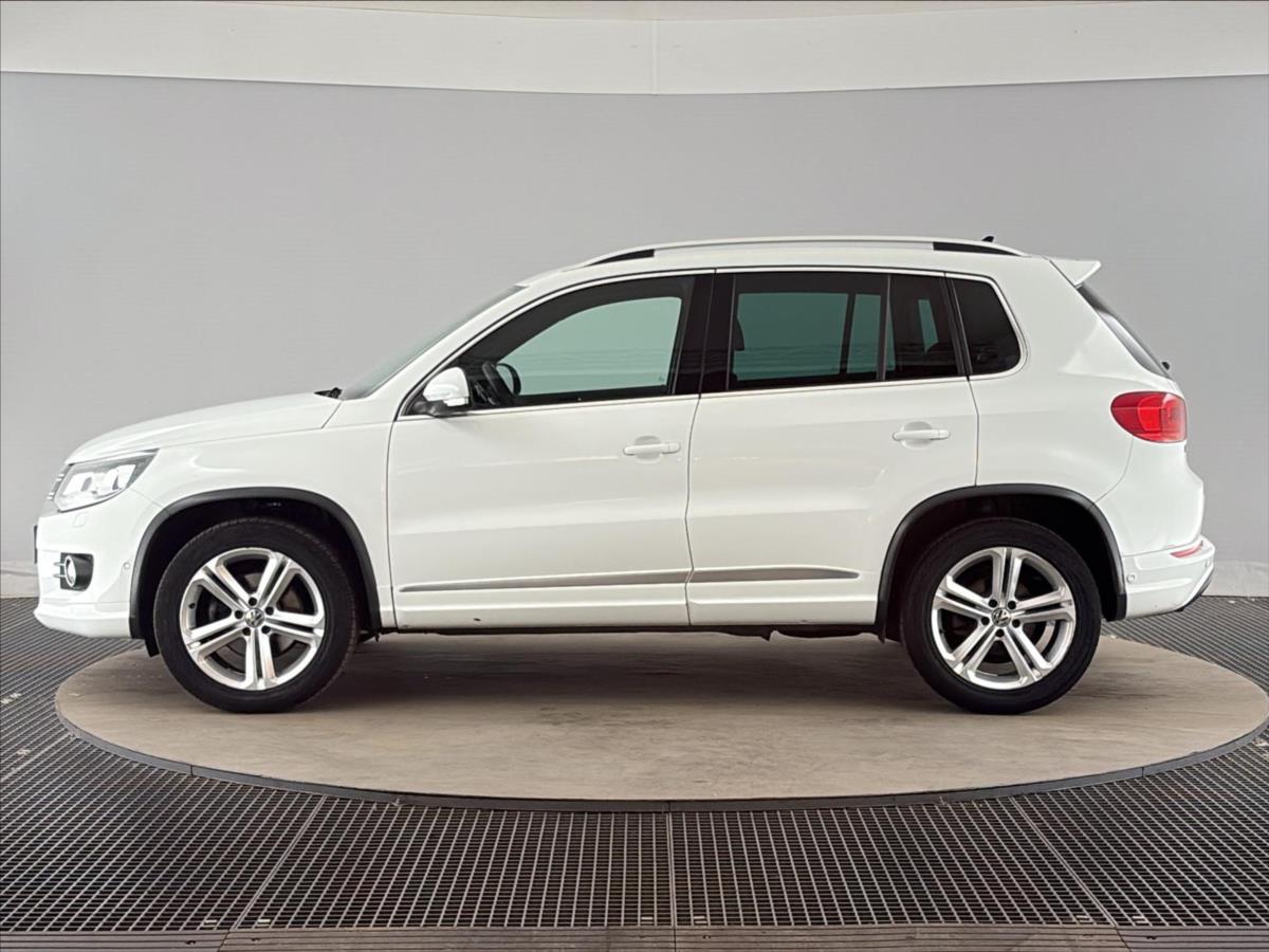 volkswagen-tiguan-2-0-tdi-r-line-4mot-dsg - 2