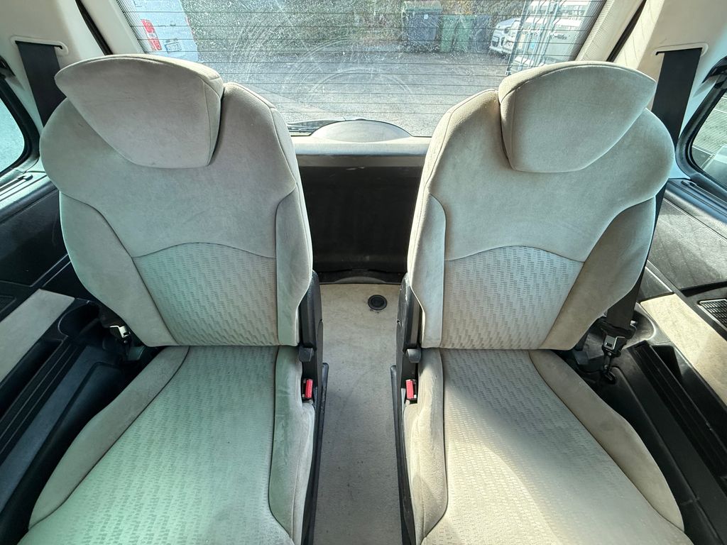 peugeot-807-2-0-hdi-100kw-7-mist-stk-06-28 - 6