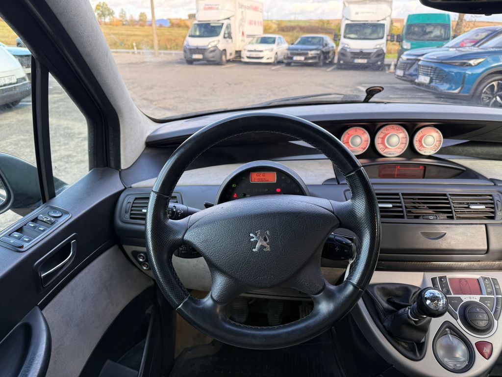 peugeot-807-2-0-hdi-100kw-7-mist-stk-06-28 - 8